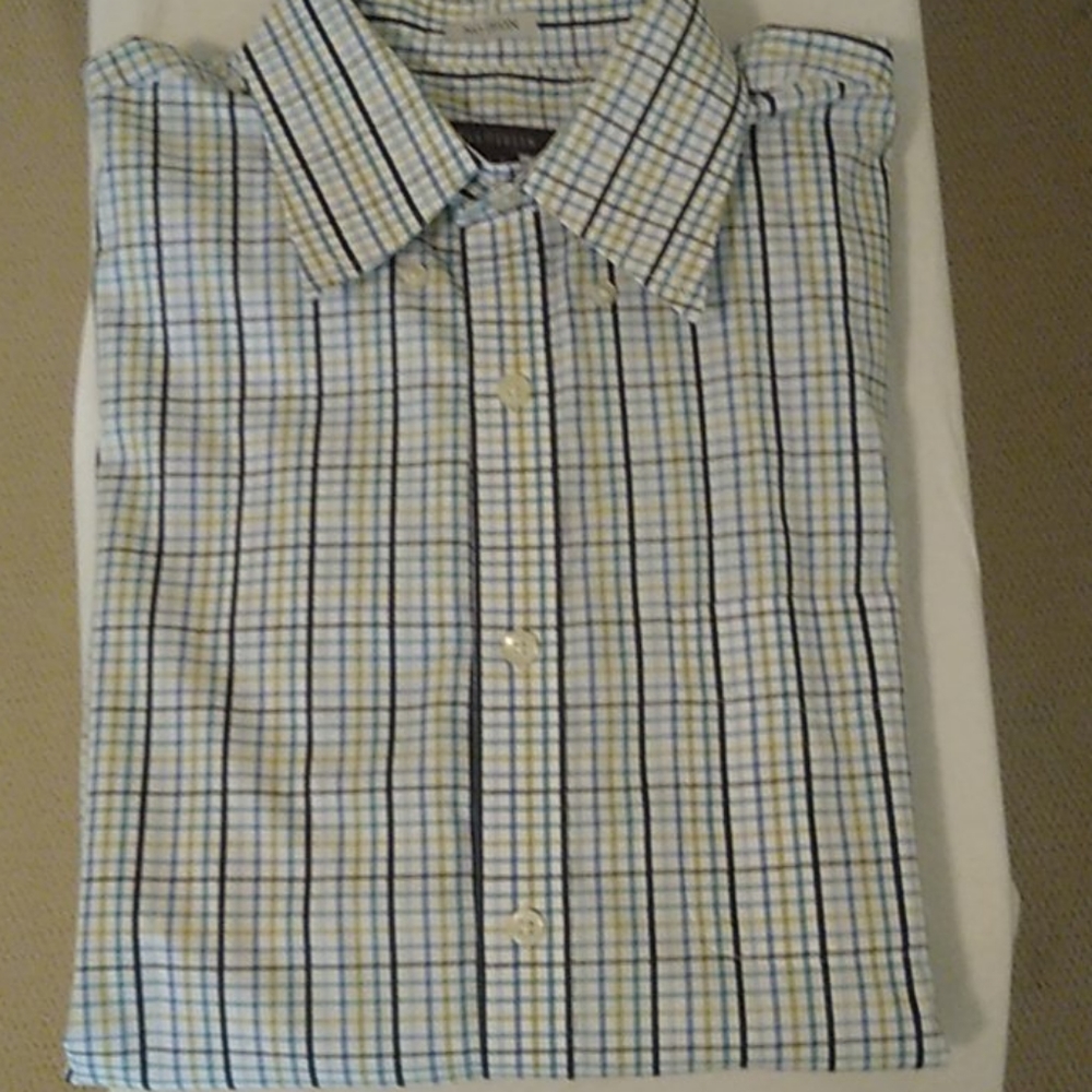 Long sleeve button-down shirt